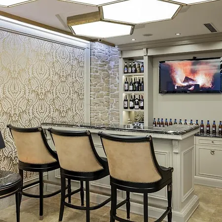 Efendi Hotel 3*